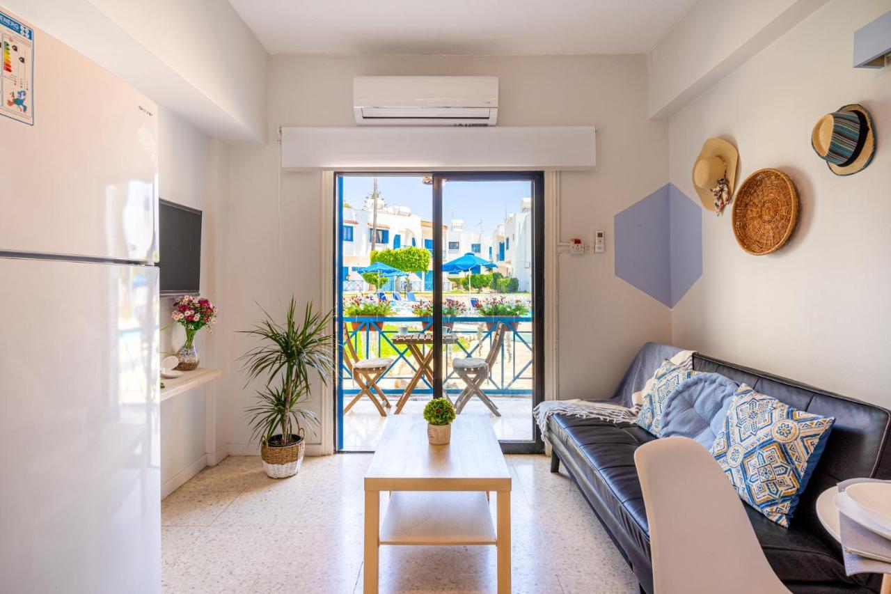 Sea Breeze 1-Br Apt In Pyla Exteriör bild